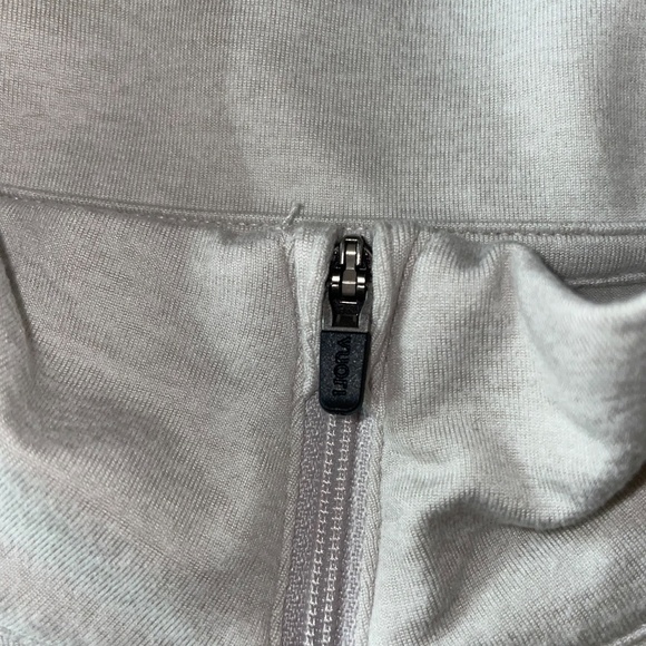 Vuori Light Gray Quarter-Zip Sweatshirt - Picture 2 of 3
